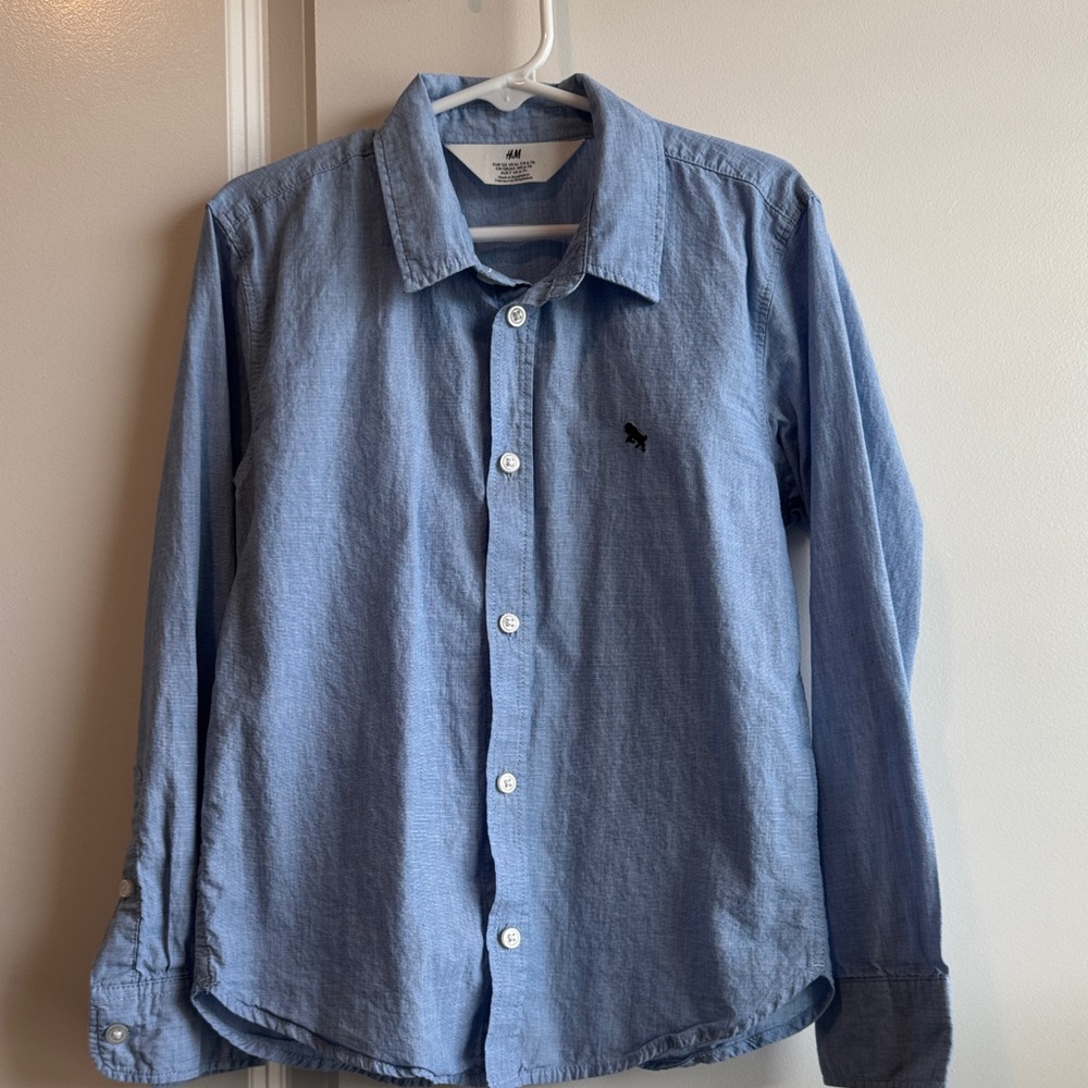 H&M Light Blue Casual Button-Down Shirt